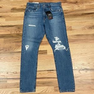 NWT Levi 501 skinny size 32